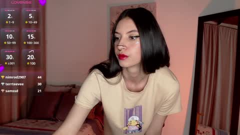 lia online show from December 17, 1:38 pm