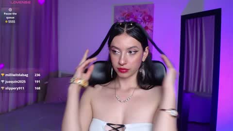 lia online show from January 17, 3:43 pm