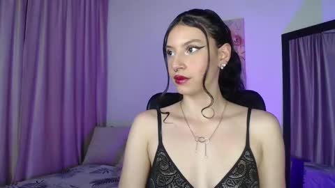 lia online show from March 4, 12:33 pm