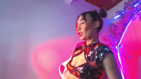 LIA  online show from September 18, 5:15 pm