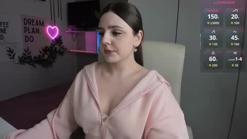 Lia online show from October 4, 1:42 pm