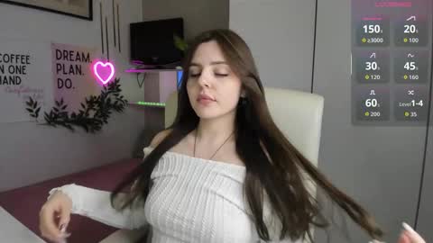 Lia online show from October 19, 1:45 pm