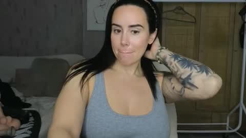 Libby online show from November 23, 7:30 am