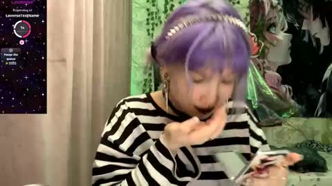 Snapshot of libbynading chatting on September 18, 7:16 pm Lola online show from September 18, 7:16 pm