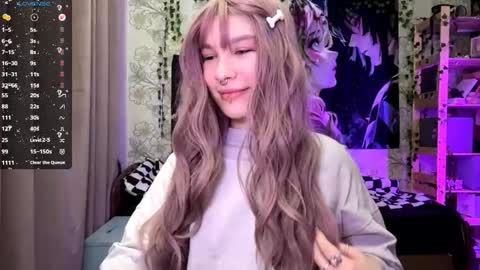 Snapshot of libbynading chatting on October 14, 7:03 pm Lola online show from October 14, 7:03 pm