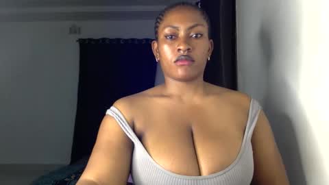 Snapshot of lick_my_pussyyy226651 chatting on September 23, 10:24 pm caira online show from September 23, 10:24 pm