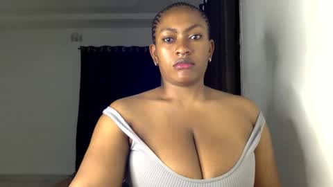 Snapshot of lick_my_pussyyy226651 chatting on October 15, 9:37 pm caira online show from October 15, 9:37 pm