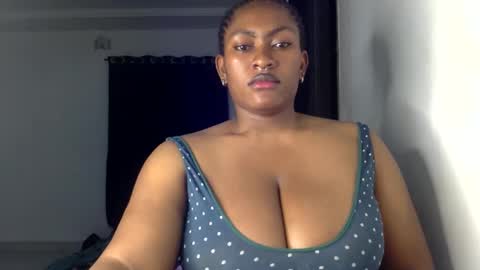 Snapshot of lick_my_pussyyy226651 chatting on November 13, 9:14 pm caira online show from November 13, 9:14 pm