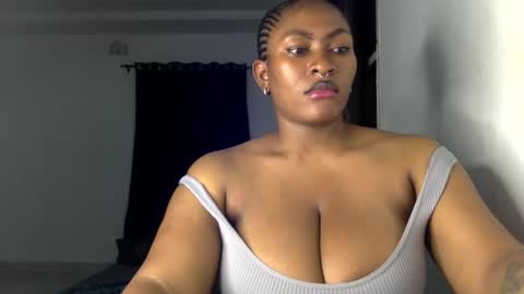 Snapshot of lick_my_pussyyy226651 chatting on November 17, 8:58 pm caira online show from November 17, 8:58 pm