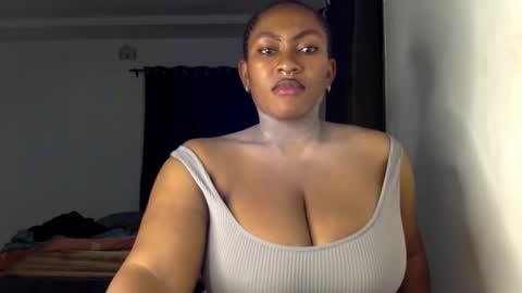 Snapshot of lick_my_pussyyy226651 chatting on November 24, 9:36 pm caira online show from November 24, 9:36 pm