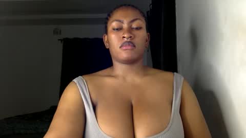 Snapshot of lick_my_pussyyy226651 chatting on December 15, 5:01 am caira online show from December 15, 5:01 am