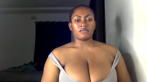 Snapshot of lick_my_pussyyy226651 chatting on December 15, 11:53 pm caira online show from December 15, 11:53 pm