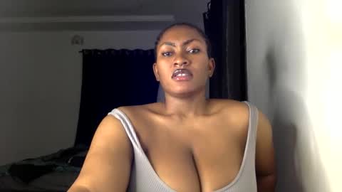 Snapshot of lick_my_pussyyy226651 chatting on December 17, 8:59 pm caira online show from December 17, 8:59 pm