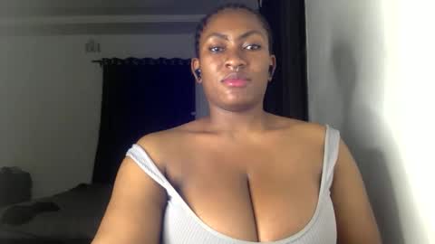 Snapshot of lick_my_pussyyy226651 chatting on January 7, 10:34 pm caira online show from January 7, 10:34 pm