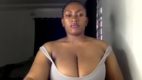 Snapshot of lick_my_pussyyy226651 chatting on January 16, 4:00 pm caira online show from January 16, 4:00 pm
