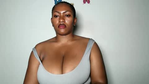 Snapshot of lick_my_pussyyy226651 chatting on February 4, 5:13 am caira online show from February 4, 5:13 am