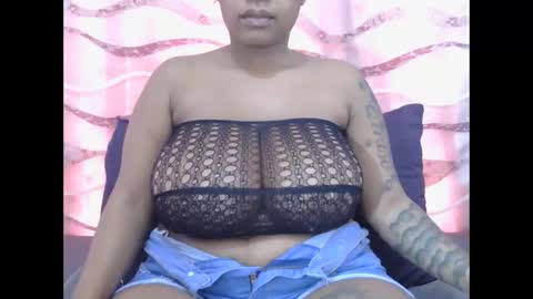 lickabletash98 online show from September 24, 7:23 am