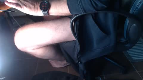 Snapshot of lickerxx46 chatting on September 30, 1:27 pm lickerxx46 online show from September 30, 1:27 pm