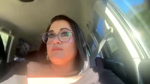 Snapshot of lickmelolliee chatting on December 20, 6:56 pm AllieAustyn online show from December 20, 6:56 pm