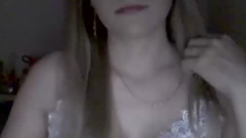 liebe143 online show from December 8, 7:54 pm