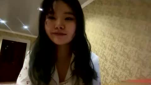 Snapshot of lieselottemastel chatting on February 13, 6:59 pm May online show from February 13, 6:59 pm