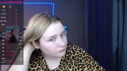 light_lunaa online show from November 20, 2:50 pm