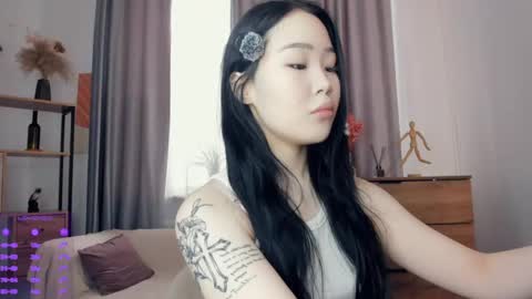 Melissa online show from May 25, 7:14 am