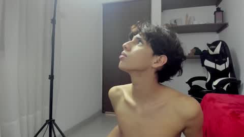lightboy0 online show from September 11, 3:34 pm