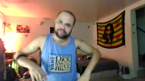Snapshot of lightskinned666 chatting on April 10, 3:28 pm lightskinned666 online show from April 10, 3:28 pm