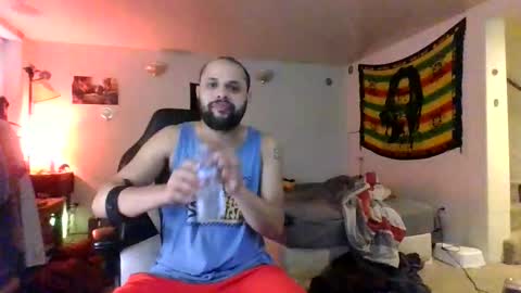Snapshot of lightskinned666 chatting on April 19, 6:10 pm lightskinned666 online show from April 19, 6:10 pm