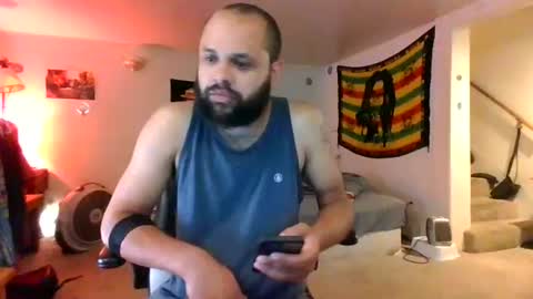 Snapshot of lightskinned666 chatting on June 12, 4:50 pm lightskinned666 online show from June 12, 4:50 pm