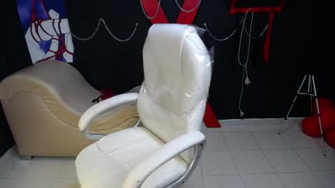 Snapshot of lihavega chatting on April 1, 9:23 pm lihavega online show from April 1, 9:23 pm