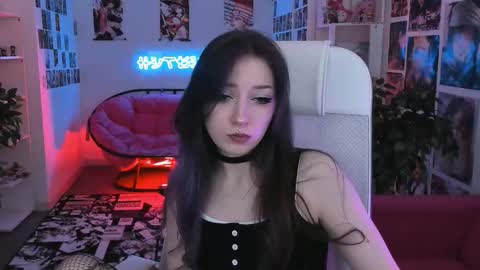 LiLu online show from November 4, 1:10 pm