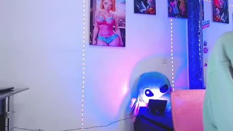 Daniel online show from November 12, 5:35 pm