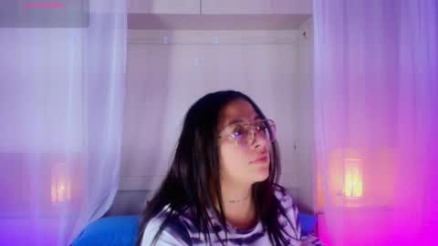 Snapshot of liiavega chatting on September 23, 11:35 am online show from September 23, 11:35 am