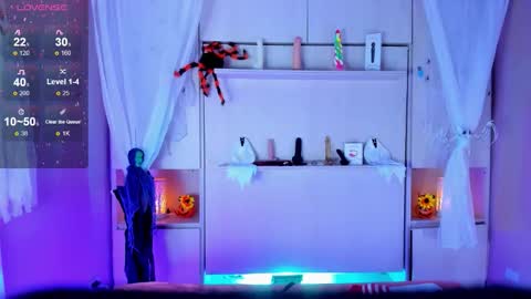 Snapshot of liiavega chatting on October 17, 11:46 am online show from October 17, 11:46 am