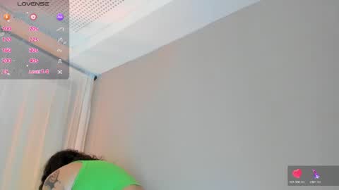         online show from May 18, 11:49 am