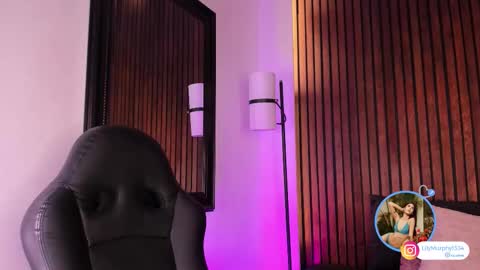 liily_murphy online show from March 11, 5:02 am