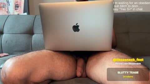 likeasnack online show from November 19, 6:30 pm