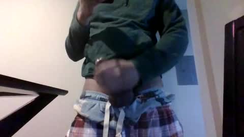 Snapshot of likeitorleaveit008 chatting on March 26, 1:28 pm likeitorleaveit008 online show from March 26, 1:28 pm