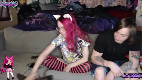 LikeMyAshe online show from December 1, 10:21 pm
