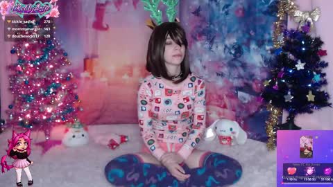 LikeMyAshe online show from December 24, 6:00 am