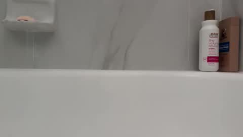 likethat6999 online show from February 3, 10:59 pm