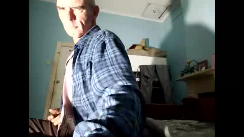 liketowatch1234529419 online show from May 6, 12:32 pm