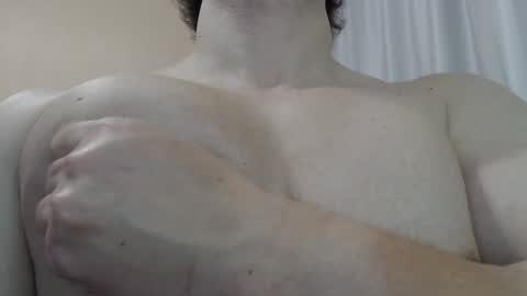 Snapshot of likwidator84 chatting on February 16, 2:07 am Maximus online show from February 16, 2:07 am