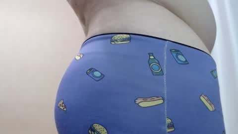 Snapshot of likwidator84 chatting on February 25, 2:21 am Maximus online show from February 25, 2:21 am