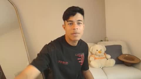 lil online show from February 9, 1:26 pm