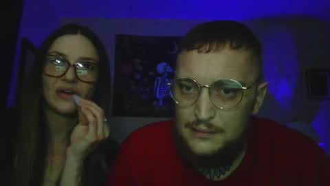 lil_bit_midnightmuse online show from April 1, 9:54 am