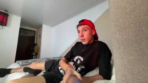 Snapshot of lil_dan1 chatting on August 6, 8:00 pm Dan online show from August 6, 8:00 pm