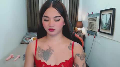 Snapshot of lil_fantacy chatting on November 3, 6:03 am LILY online show from November 3, 6:03 am